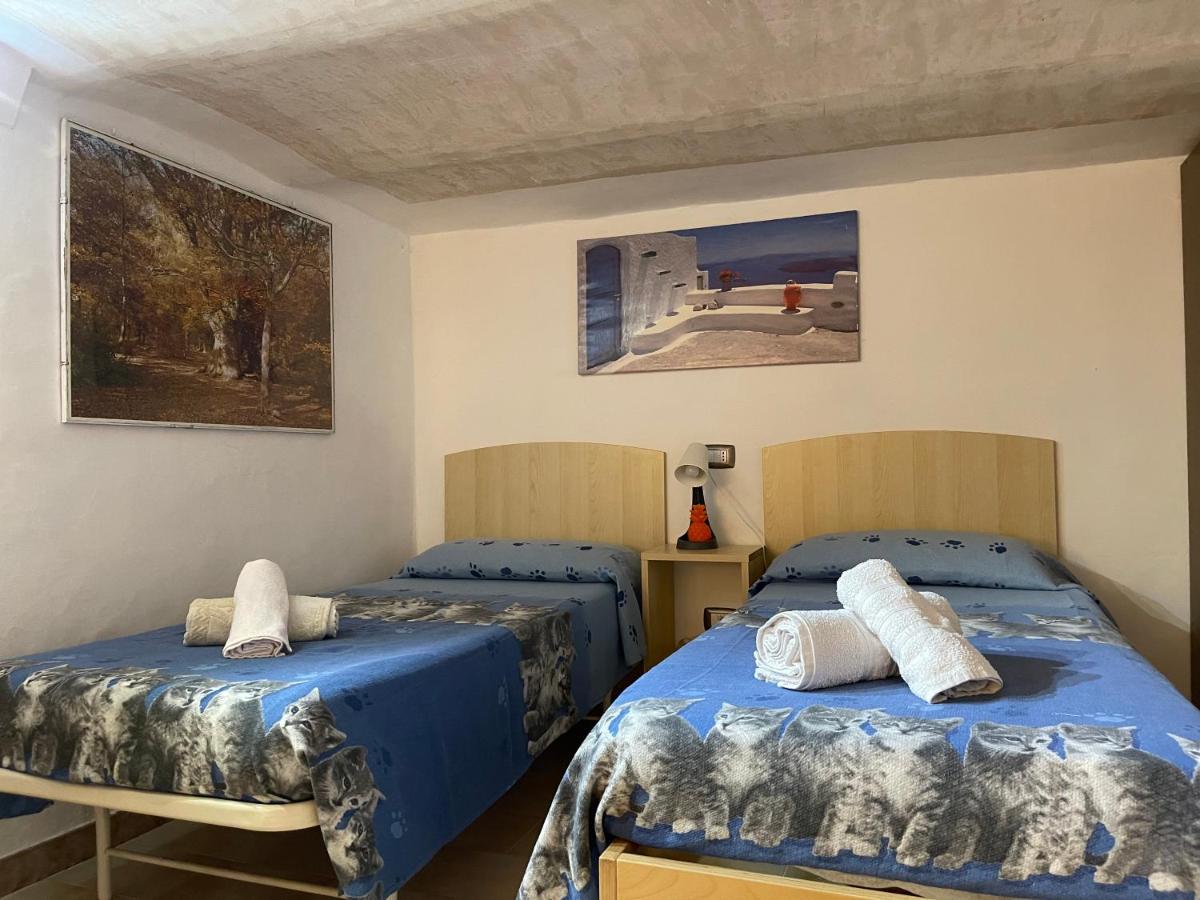 Colibri Apartment Bari Bagian luar foto