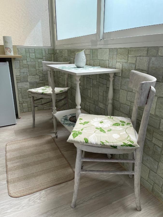 Colibri Apartment Bari Bagian luar foto